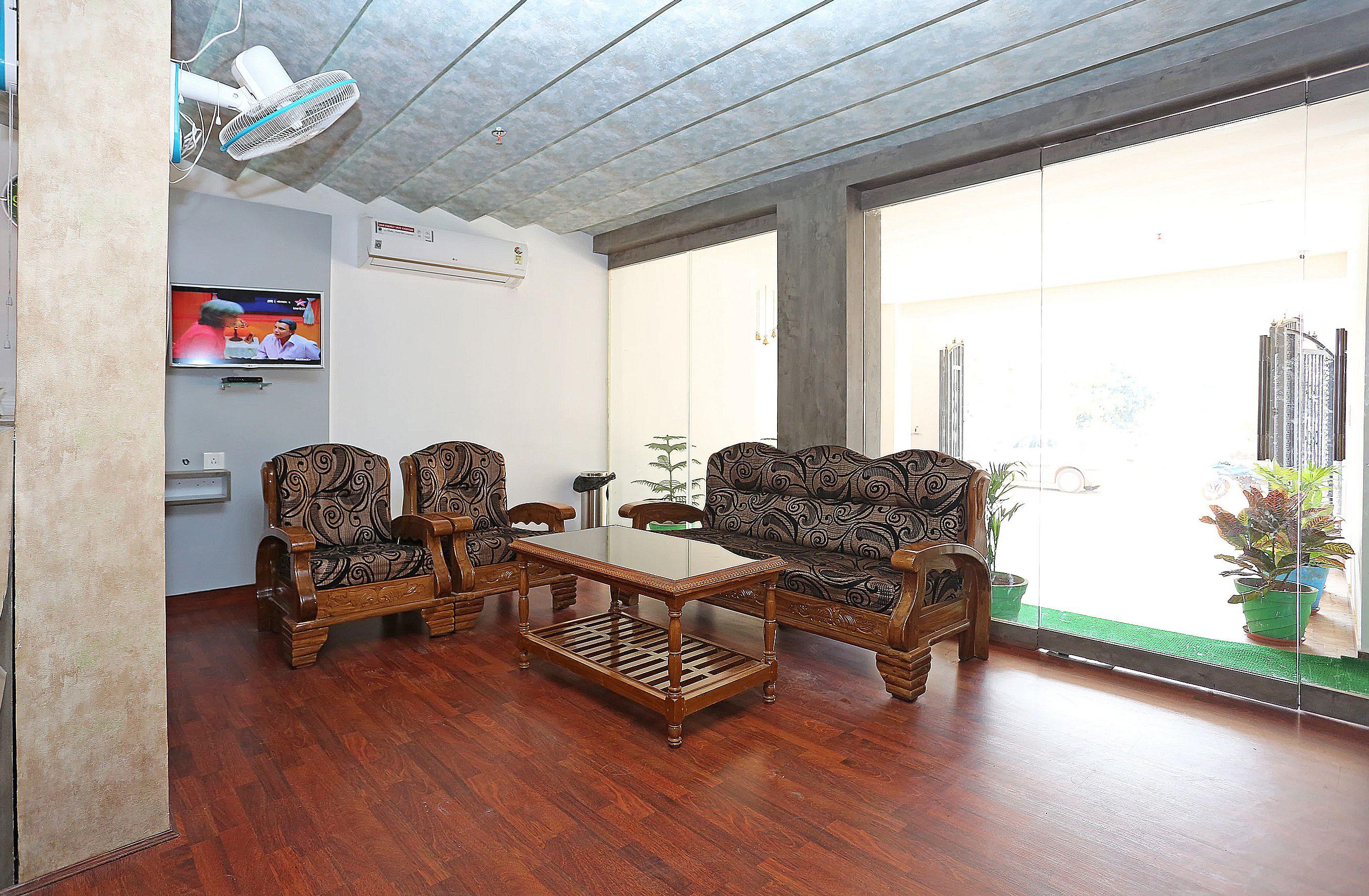 Super Capital O Sai Jagannath Hotel Khandagiri Exterior photo